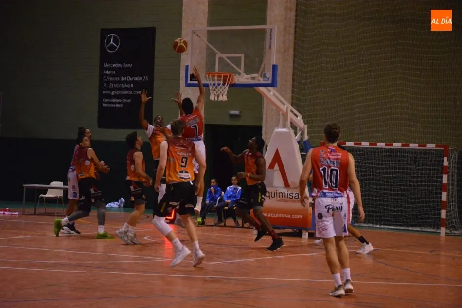 Foto 7 - El Aquimisa Basket sigue intratable y derrota al Gij&oacute;n Basket (89-80)