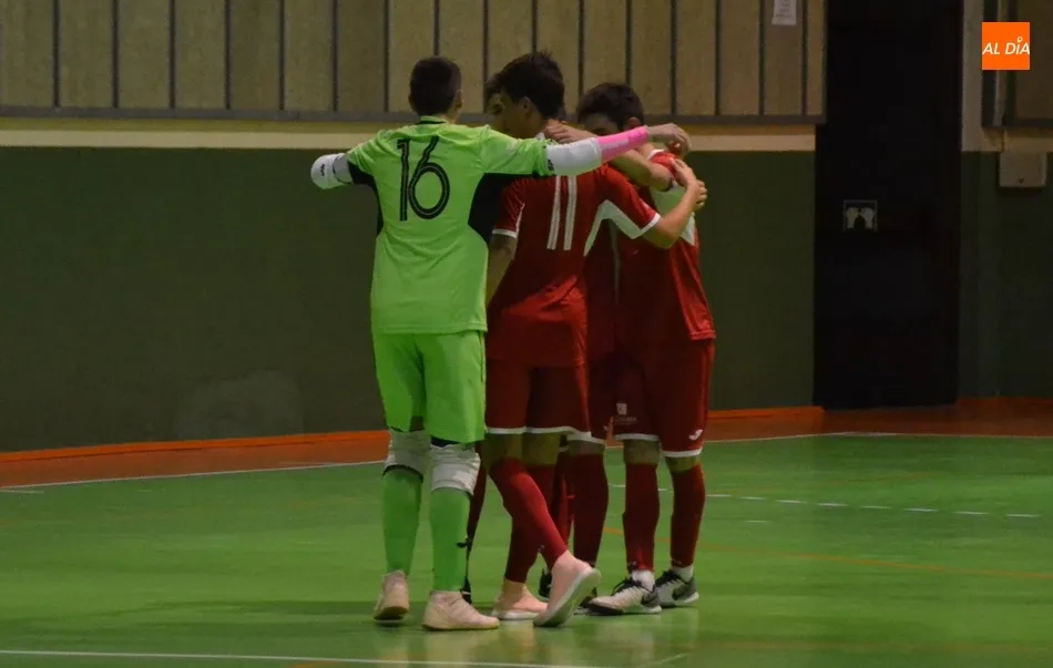 Foto 3 - Victorioso debut del III Juvenil con uno de los finales m&aacute;s rocambolescos que se recuerdan  