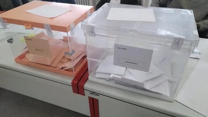 Mesa electoral de El Campo de Peñaranda | Foto: Twitter @elcampodepda