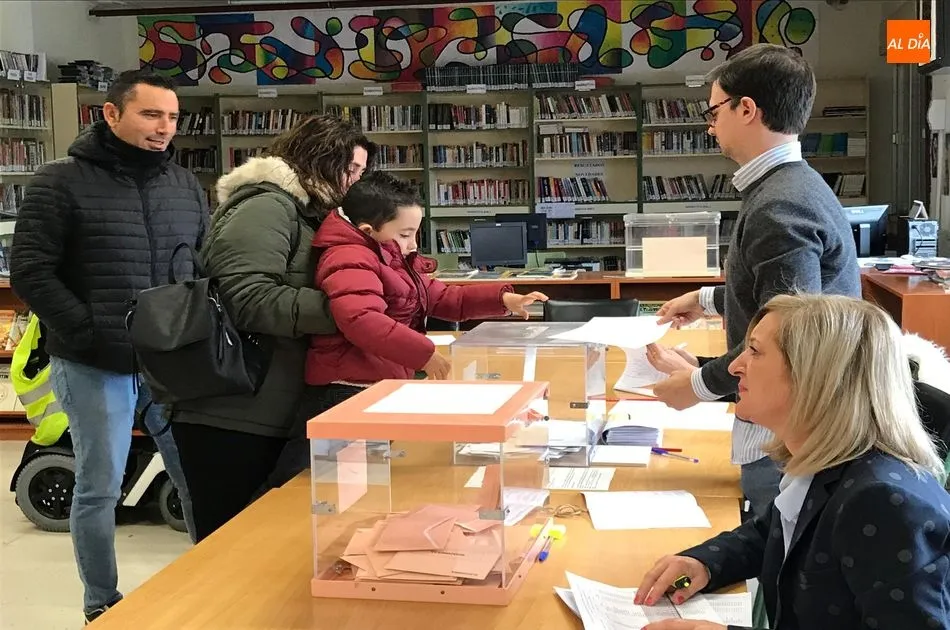Foto 7 - Partido Popular y Vox, los partidos m&aacute;s votados en Alba de Tormes