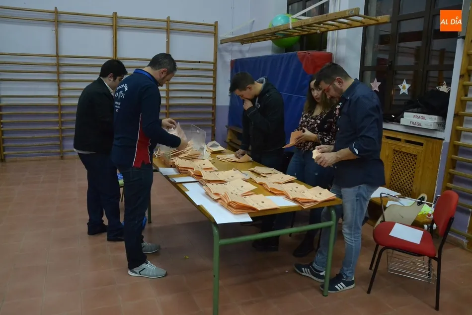 Foto 3 - Un ticket de descuento, entre las alternativas a las papeletas en las urnas de Ciudad Rodrigo  
