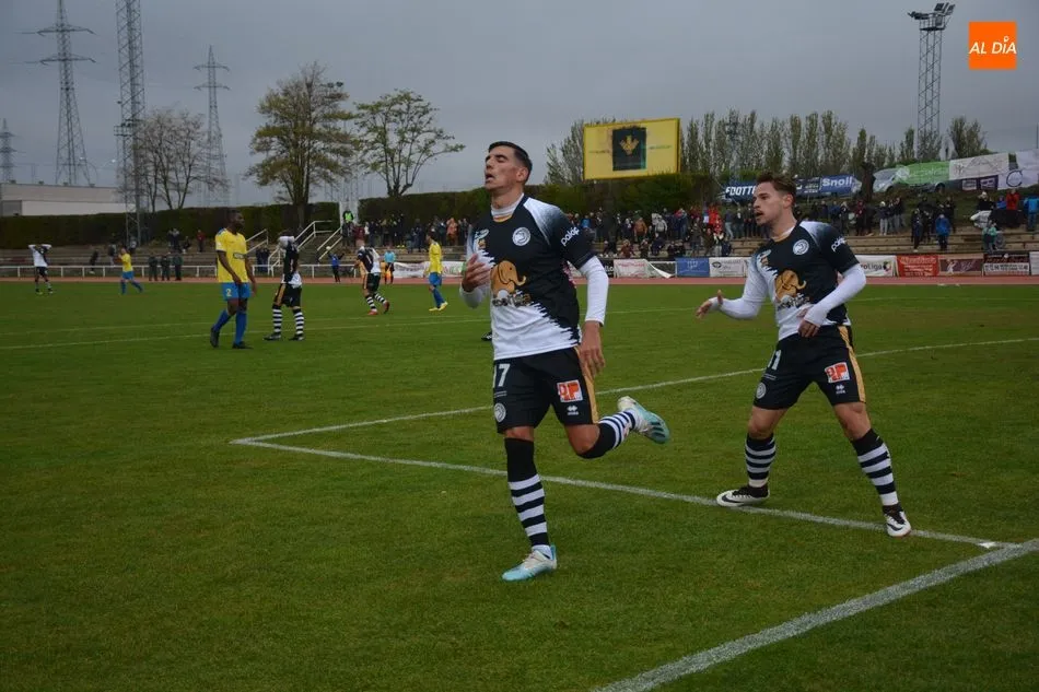 Acción del gol anulado a David Grande contra el Real Unión de Irún / Lydia González