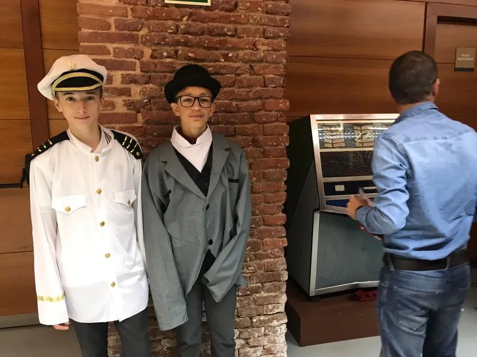 Foto 6 - Los alumnos de Infantil del Colegio San Juan Bosco celebran el &lsquo;D&iacute;a de la Casta&ntilde;a Asada&rsquo;
