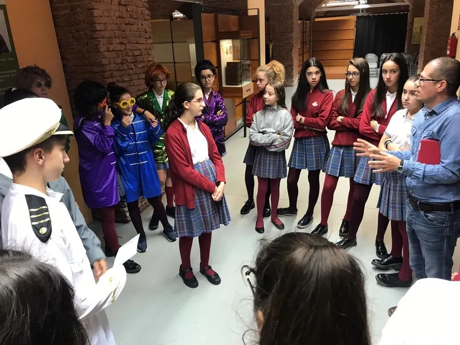 Foto 5 - Los alumnos de Infantil del Colegio San Juan Bosco celebran el &lsquo;D&iacute;a de la Casta&ntilde;a Asada&rsquo;