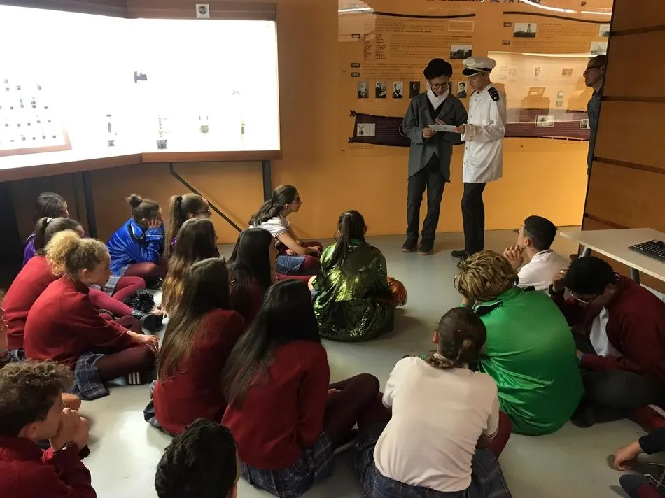 Foto 4 - Los alumnos de Infantil del Colegio San Juan Bosco celebran el &lsquo;D&iacute;a de la Casta&ntilde;a Asada&rsquo;