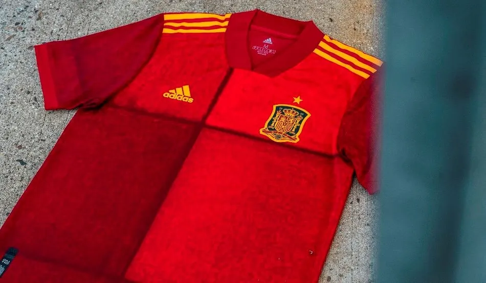 Nueva camiseta que llevará España en la Eurocopa