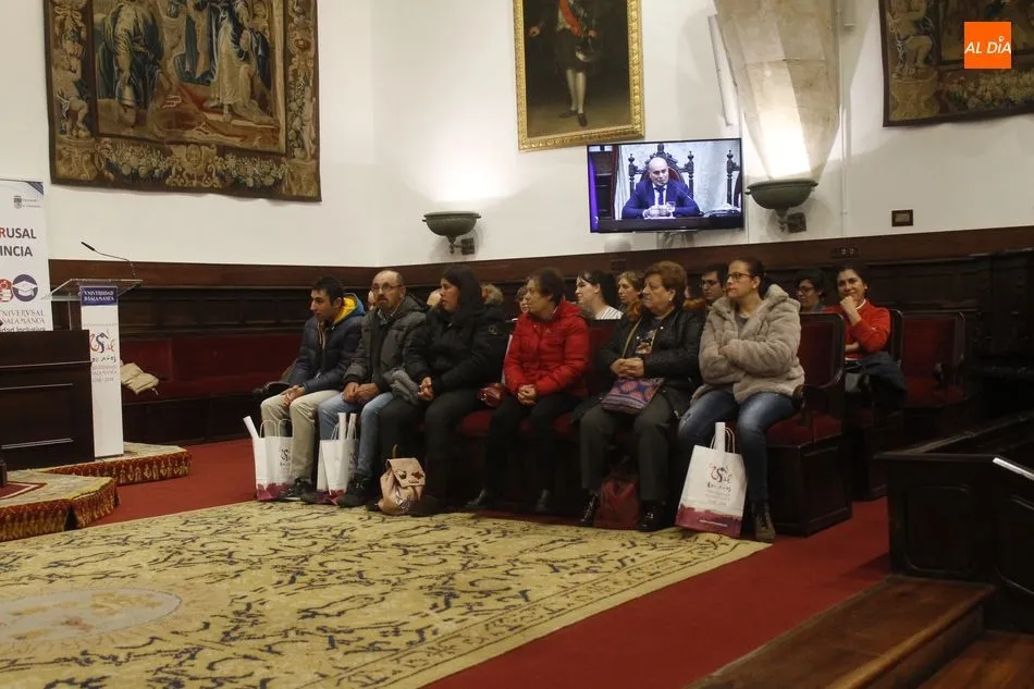 Foto 2 - La USAL ampl&iacute;a su programa &lsquo;Universidad Inclusiva&rsquo; a cuatro municipios de la provincia