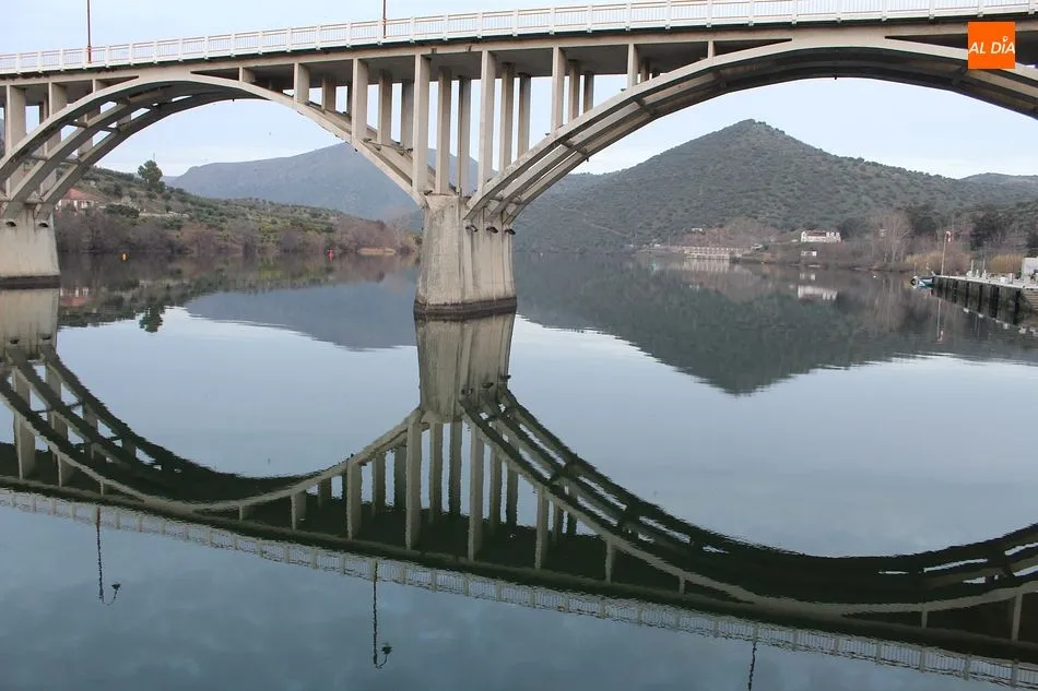 Foto 3 - Barca d&acute;Alva monitorizar&aacute; la calidad de las aguas del Duero  