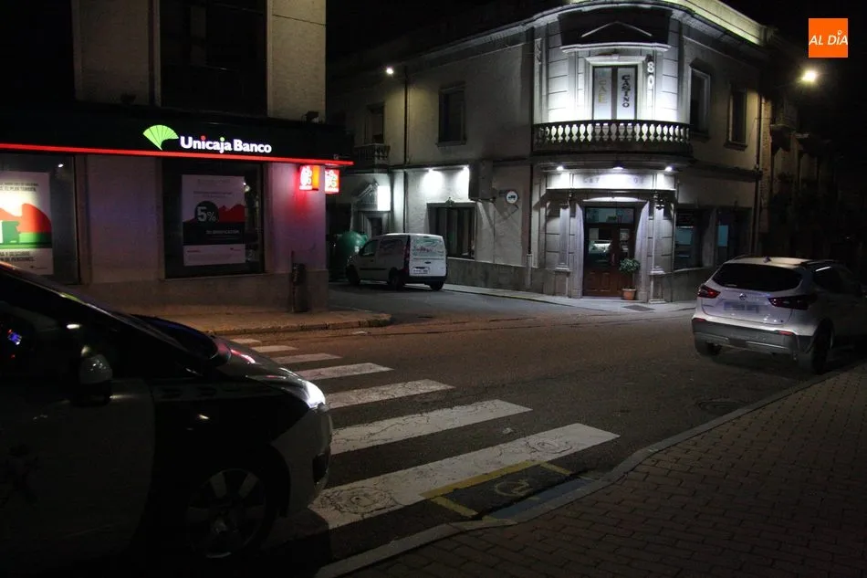 Foto 2 - Una mujer resulta herida tras ser atropellada en pleno centro de Vitigudino  