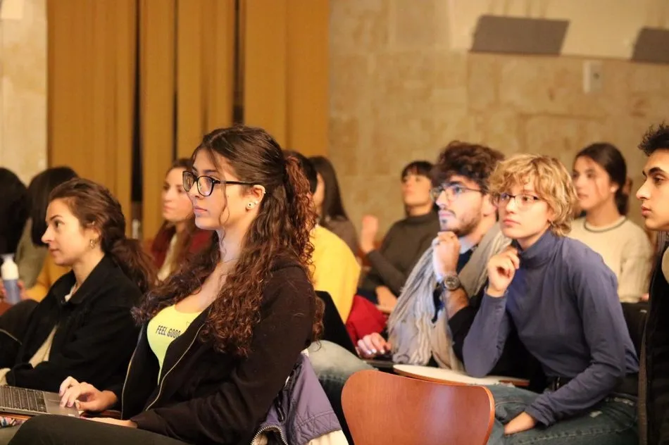 Foto 8 - Comienza la Semana de la Ciencia en la UPSA con la presentaci&oacute;n de un estudio sobre las emociones