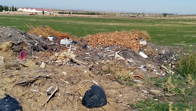 PeC denuncia la quema de los residuos almacenados en el Pradohorno y la gestión de residuos llevada a cabo por el gobierno local