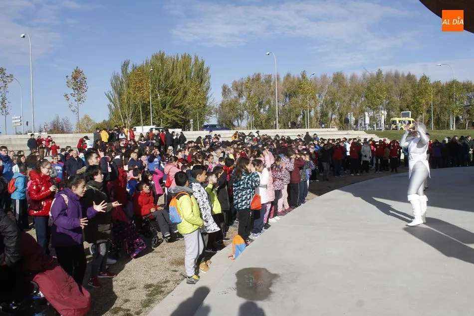 Foto 8 - Salamanca &lsquo;camina&rsquo;&nbsp;hasta San Petesburgo por el D&iacute;a Mundial contra la Obesidad&nbsp;