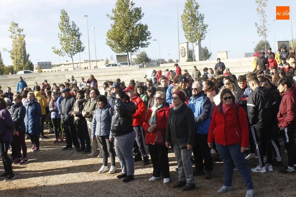 Foto 3 - Salamanca &lsquo;camina&rsquo;&nbsp;hasta San Petesburgo por el D&iacute;a Mundial contra la Obesidad&nbsp;