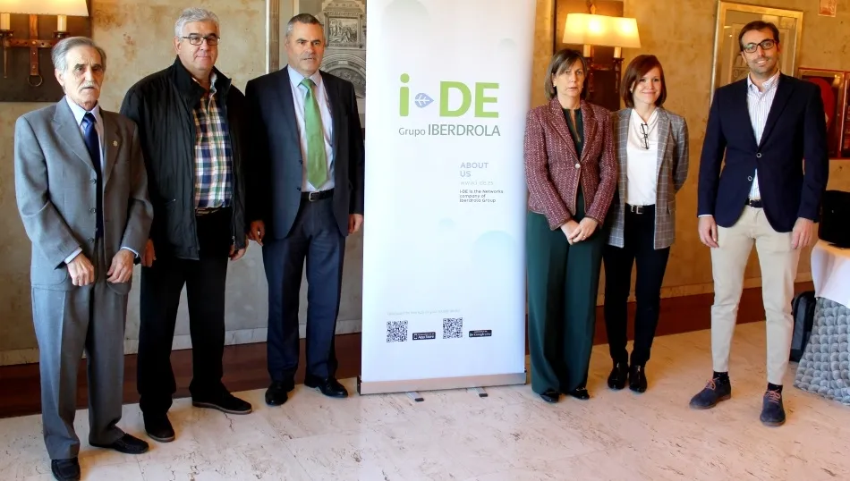 Las posibilidades de esta aplicación y los contadores inteligentes se han presentado hoy en el Parador de Salamanca