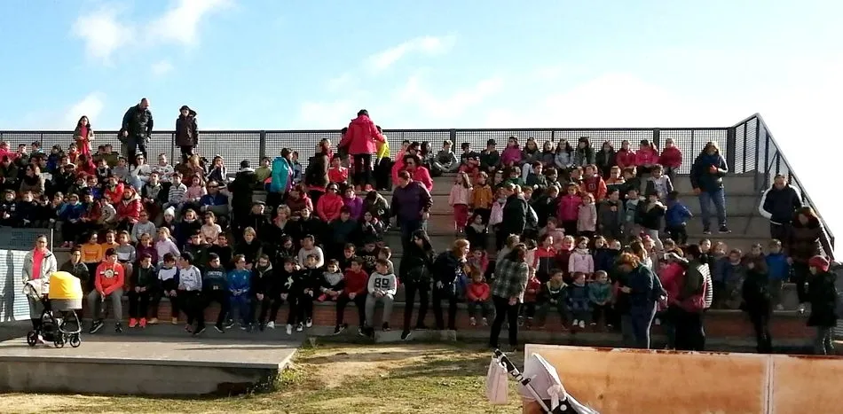 Foto 6 - El CEIP Manuel Moreno Blanco de Vitigudino camina contra la obesidad  