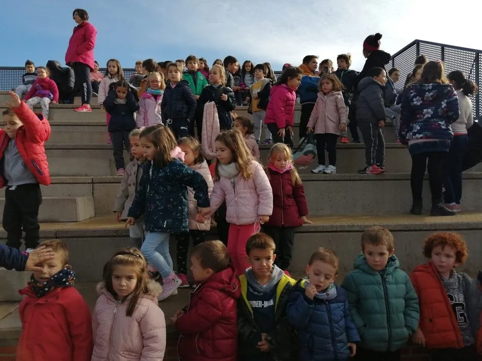 Foto 3 - El CEIP Manuel Moreno Blanco de Vitigudino camina contra la obesidad  