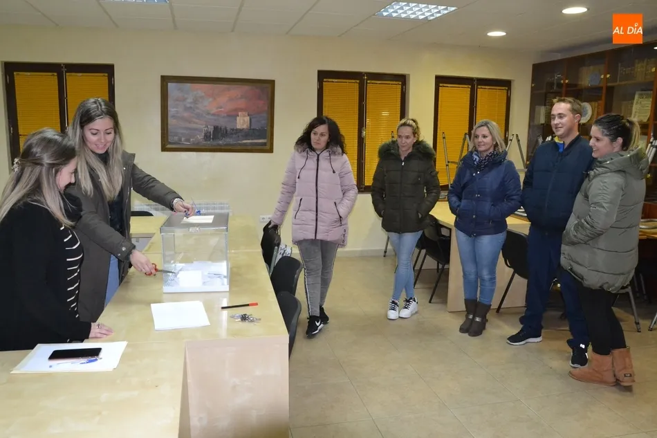 El Martes Chico y el Martes Mayor se quedan como estaban por sólo 9 votos de margen