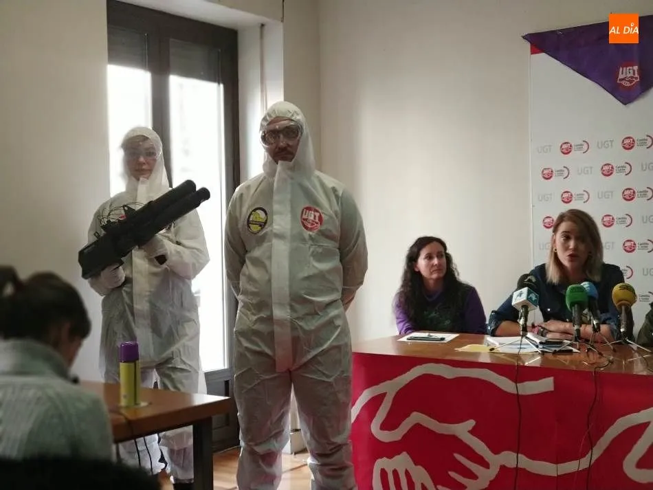 Foto 4 - UGT lanza sus &lsquo;cazamachistas&rsquo; para denunciar la discriminaci&oacute;n de las mujeres&nbsp;en los centros...