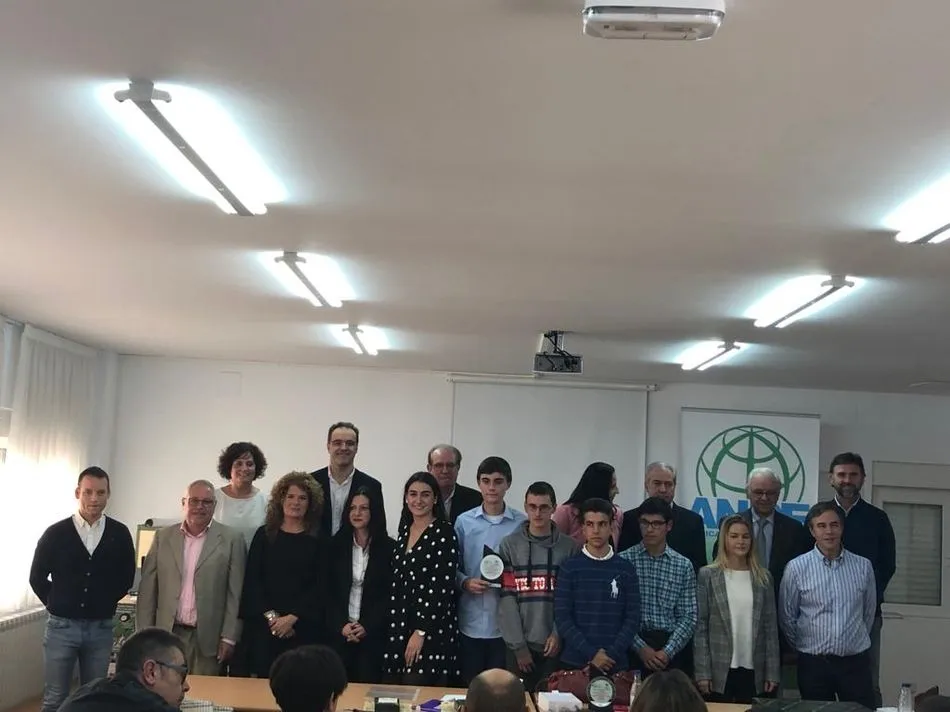 Foto 4 - Dos centros educativos salmantinos, premiados por sus proyectos e ideas emprendedoras