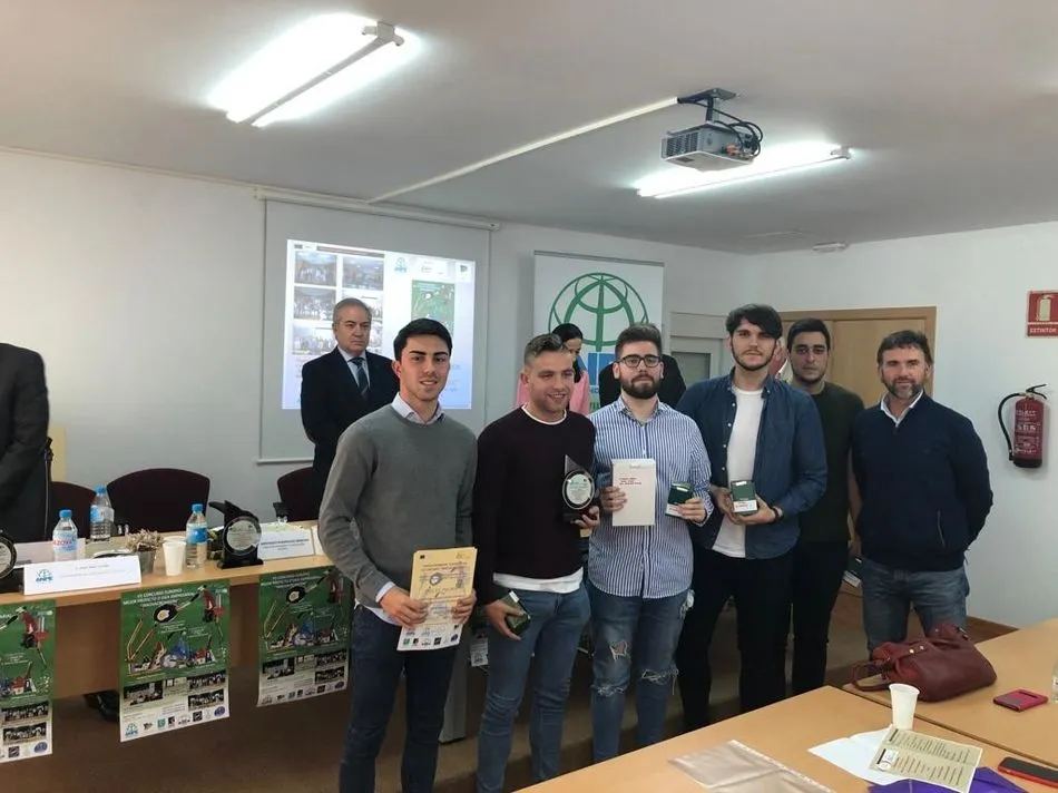 Foto 3 - Dos centros educativos salmantinos, premiados por sus proyectos e ideas emprendedoras