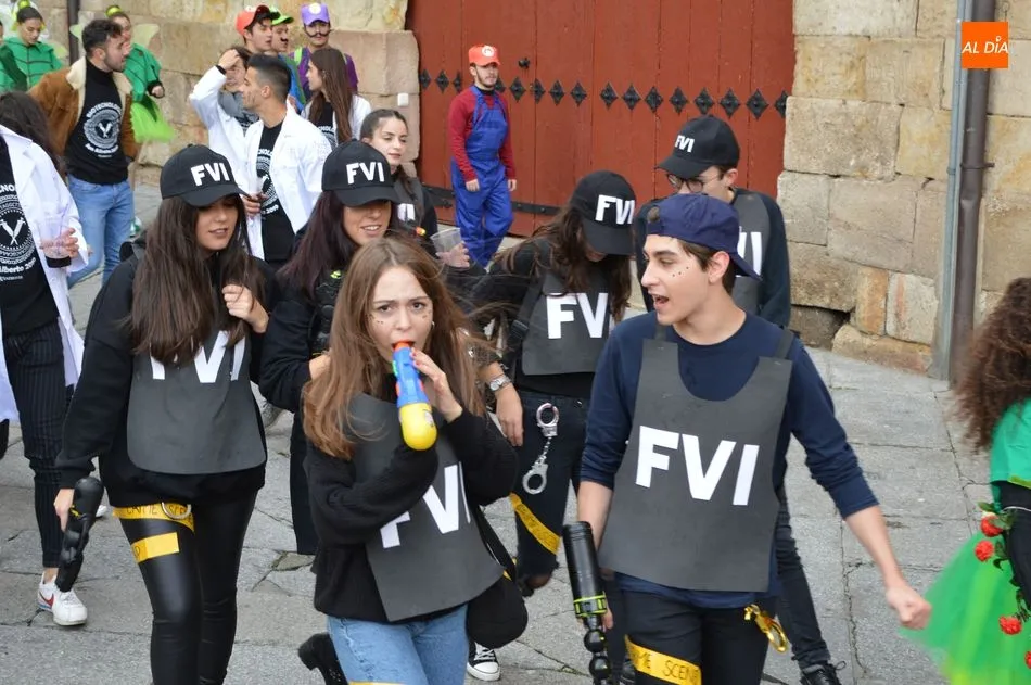 Foto 9 - Sonrisas y disfraces para disfrutar las fiestas de las Facultades de Ciencias y Qu&iacute;micas