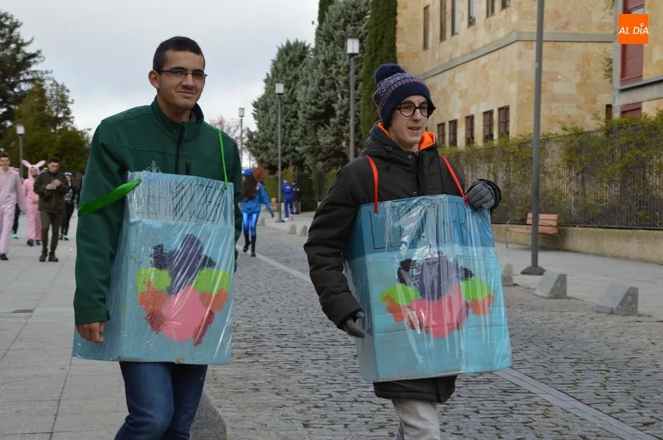 Foto 6 - Sonrisas y disfraces para disfrutar las fiestas de las Facultades de Ciencias y Qu&iacute;micas