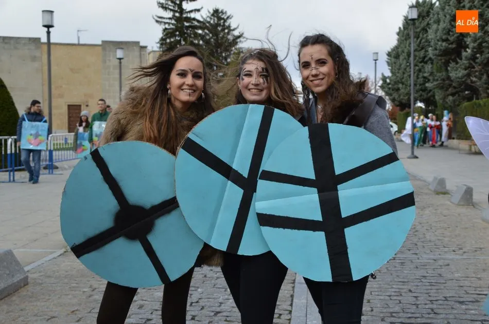 Foto 4 - Sonrisas y disfraces para disfrutar las fiestas de las Facultades de Ciencias y Qu&iacute;micas