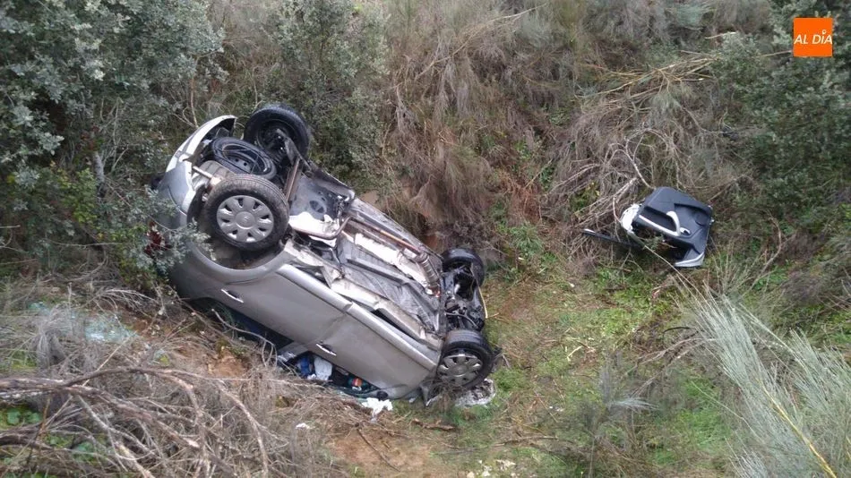 Un hombre de 82 años pierde la vida en un accidente de tráfico en Campillo de Azaba  