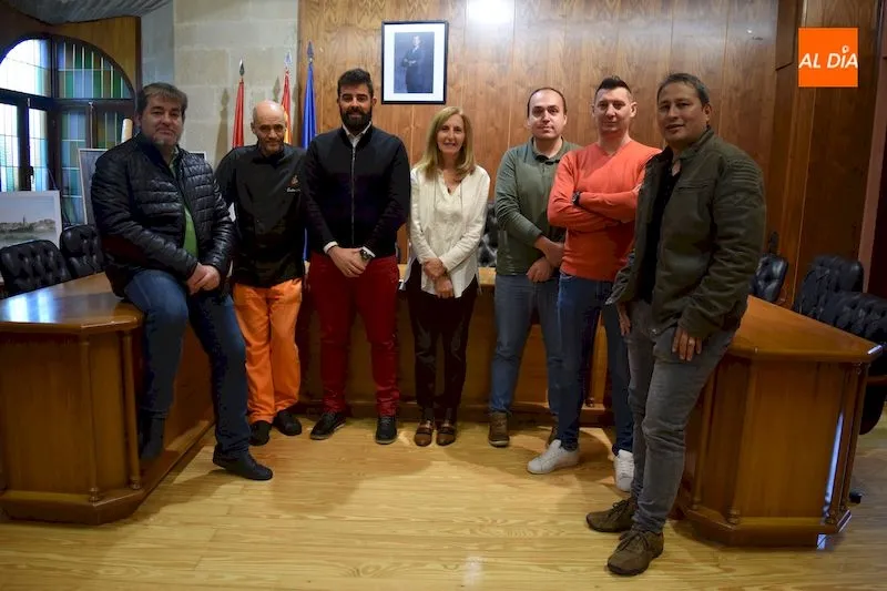 Reunión del Ayuntamiento con los hosteleros