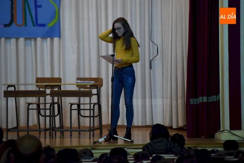 Foto 7 - El Colegio Santa Isabel honra a su patrona con la celebraci&oacute;n de las fiestas