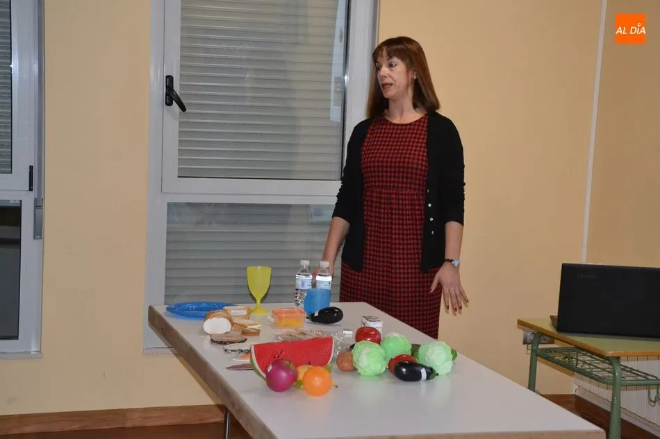 Begoña Moro explica a los diabéticos cómo optimizar su alimentación  