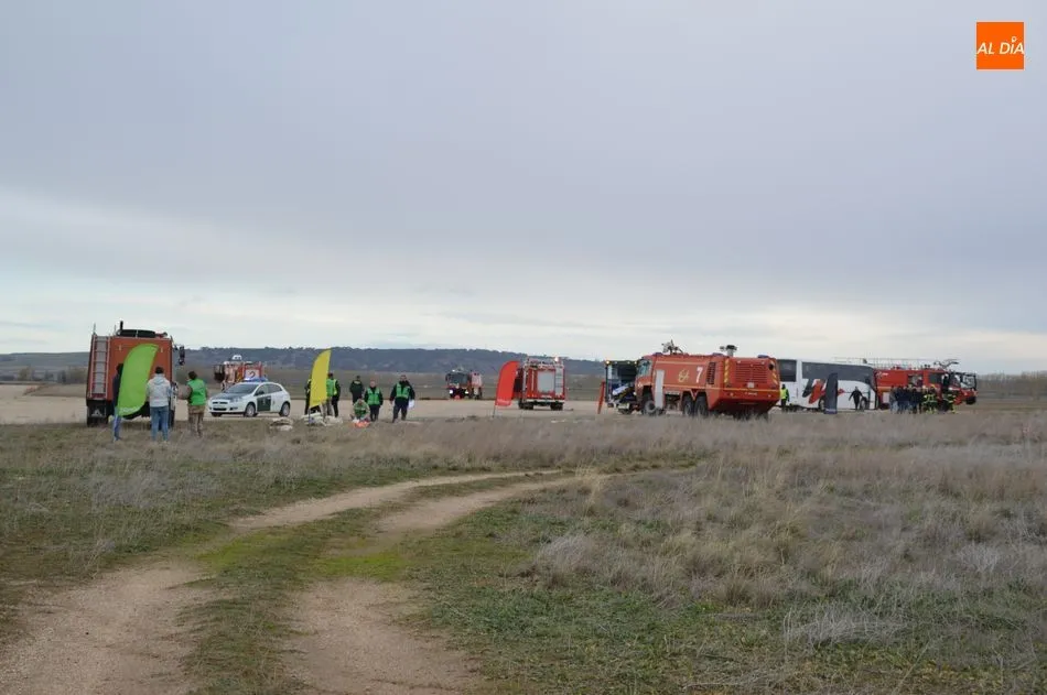 Foto 3 - Espectacular simulacro de accidente a&eacute;reo en Matac&aacute;n