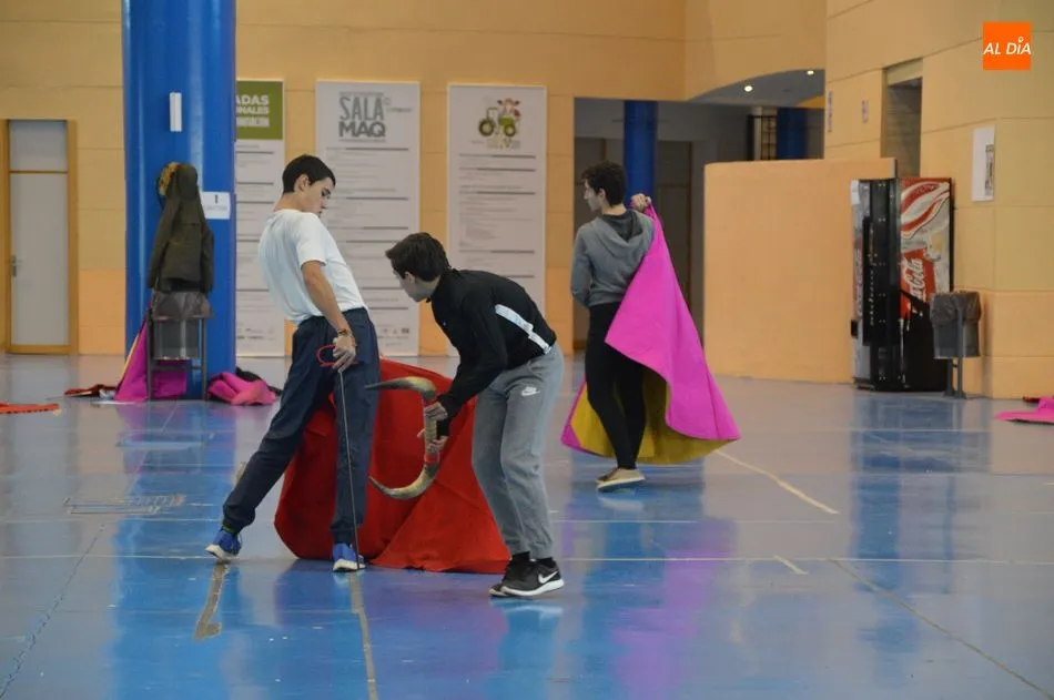 Foto 2 - La Escuela de Tauromaquia de Salamanca arranca el curso de su 35 aniversario