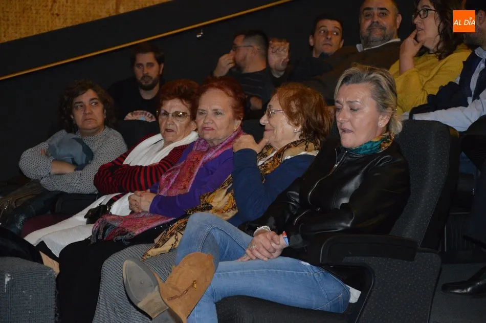 Foto 4 - Las Jornadas de Teatro Solidario de la Asociaci&oacute;n de S&iacute;ndrome de Turner levantan el tel&oacute;n