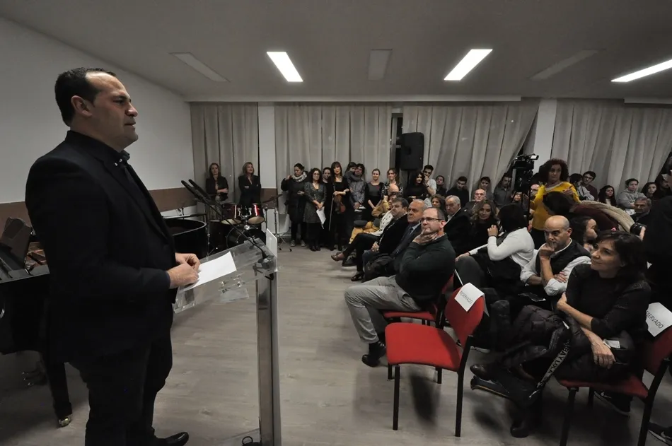 Foto 2 - Los alumnos estrenan la renovada Escuela de M&uacute;sica de Santa Marta&nbsp;