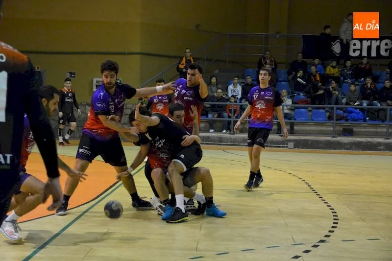 Acción del partido disputado esta tarde en el Río Tormes / Lydia González