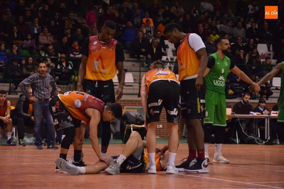 Foto 6 - El Aquimisa Carbajosa saca su mejor versi&oacute;n para seguir imbatido frente al Chantada (75-59)