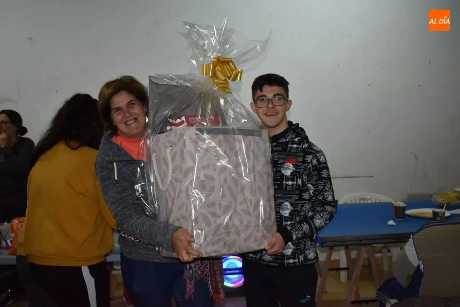 Foto 8 - Los vecinos de Encinas de Arriba celebran las II Olimpiadas de juegos tradicionales  