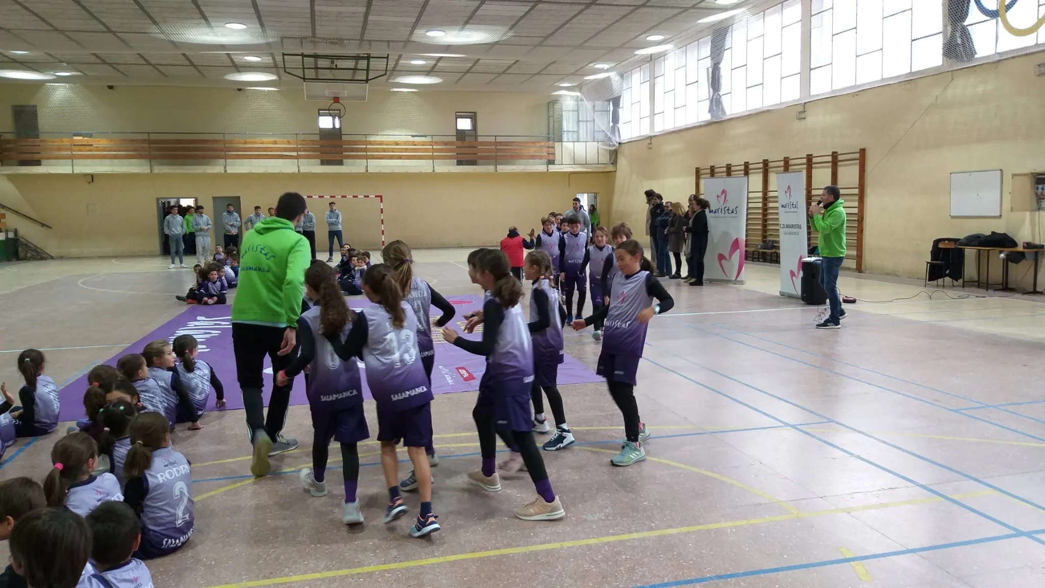 Foto 4 - El Colegio Maristas presenta a los alumnos que participar&aacute;n en las modalidades deportivas del...