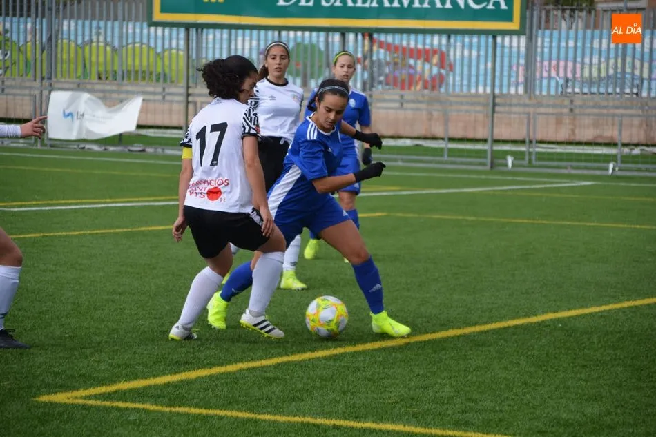 Foto 11 - Tropiezo del Salamanca UDS Femenino en casa ante el Samper (0-3)