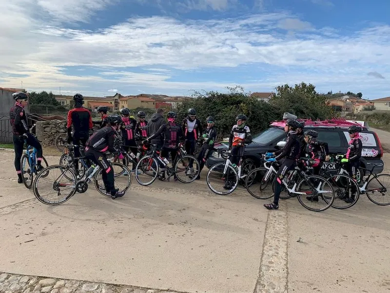 Parada técnica realizada por los integrantes de Promesal en Hinojosa