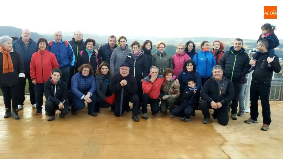 Los senderistas del Club Abadengo disfrutan de las Arribes en Villarino de los Aires