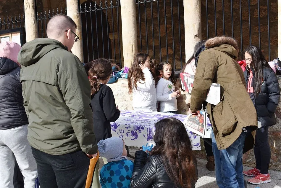 Foto 4 - Ciudad de los Ni&ntilde;os de Carbajosa dice &ldquo;no&rdquo; a la violencia de g&eacute;nero  