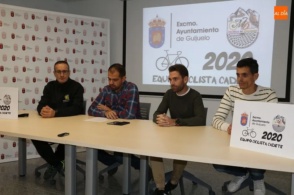 Foto 3 - Ayuntamiento de Guijuelo y Mois&eacute;s Due&ntilde;as crean un equipo local de ciclismo cadete
