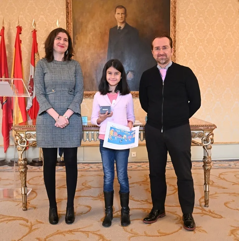 Foto 7 - El Ayuntamiento y Aqualia entregan los premios del XVII Concurso Digital Infantil