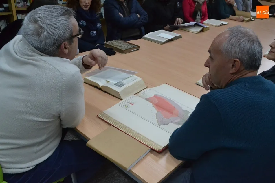 Foto 5 - Mirolibro se adentra en la biblioteca del IES Fray Diego Tadeo  