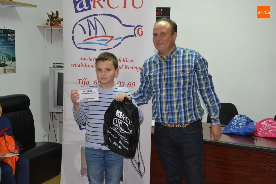 Foto 5 - ARCIU entrega los premios de su Concurso de Dibujo infantil  