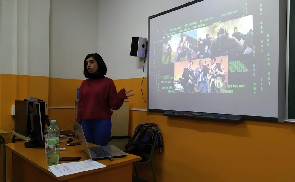 Foto 3 - Los IES reciben a las Almas Meraki para hackear al machismo en las redes  