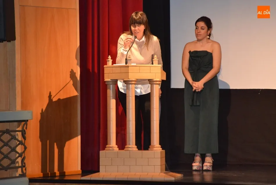 Foto 6 - &lsquo;Contemplaci&oacute;n&rsquo; y &lsquo;Todos los Caminos&rsquo; se coronan en la animada gala de clausura del FICEE...