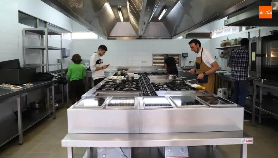 Foto 2 - Santa Marta de Tormes acoge la final del VI Concurso Mico-Gastron&oacute;mico